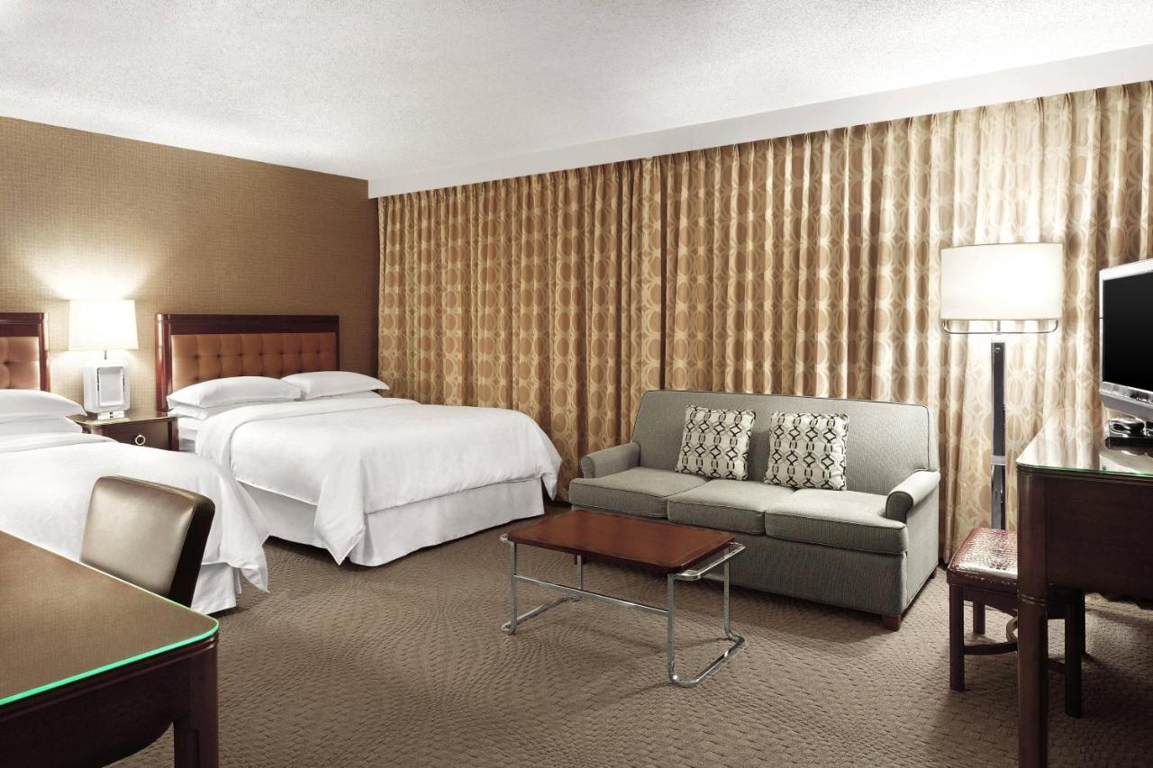 Sheraton Cavalier Saskatoon Hotel Exterior foto