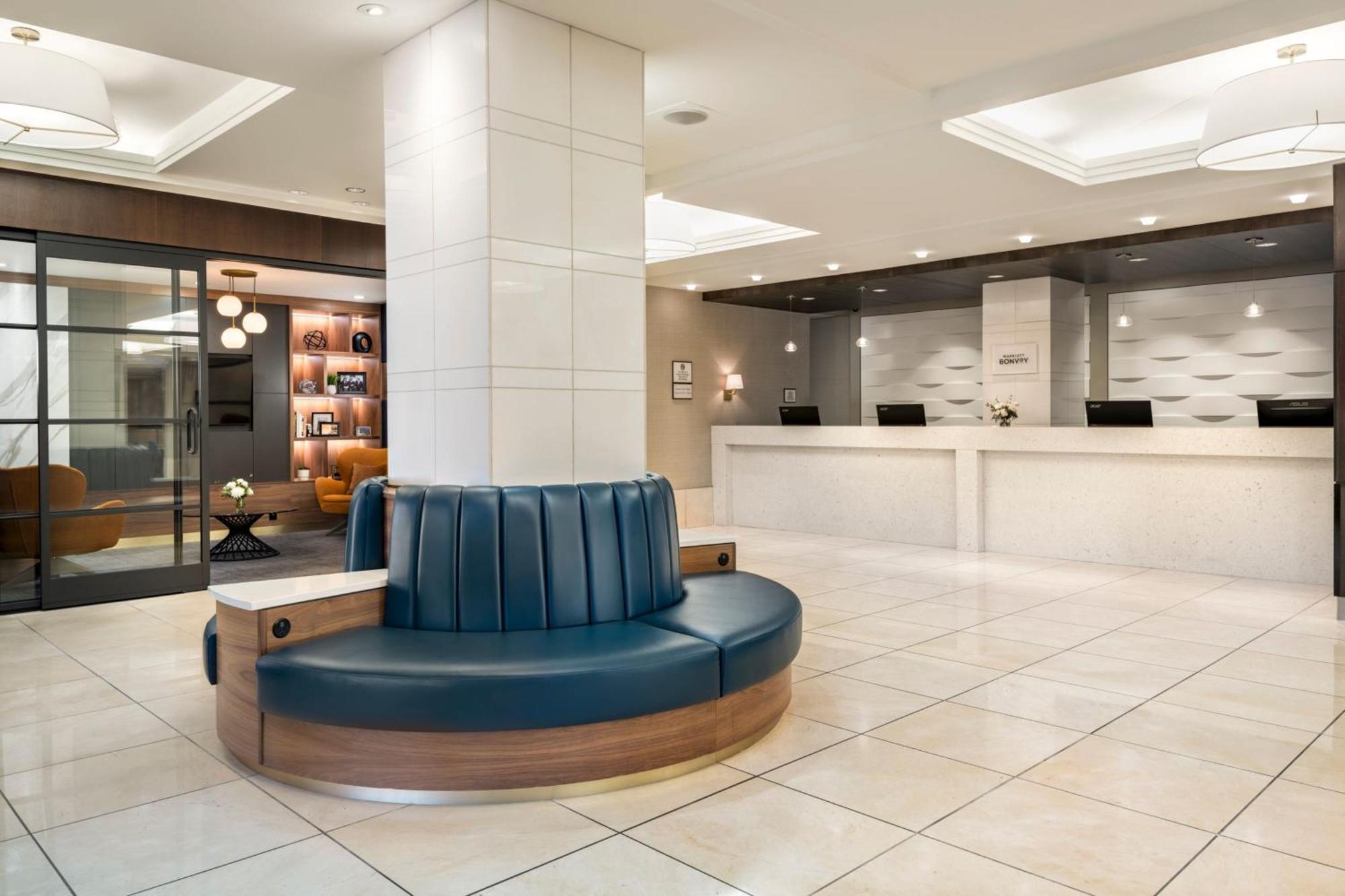 Sheraton Cavalier Saskatoon Hotel Exterior foto